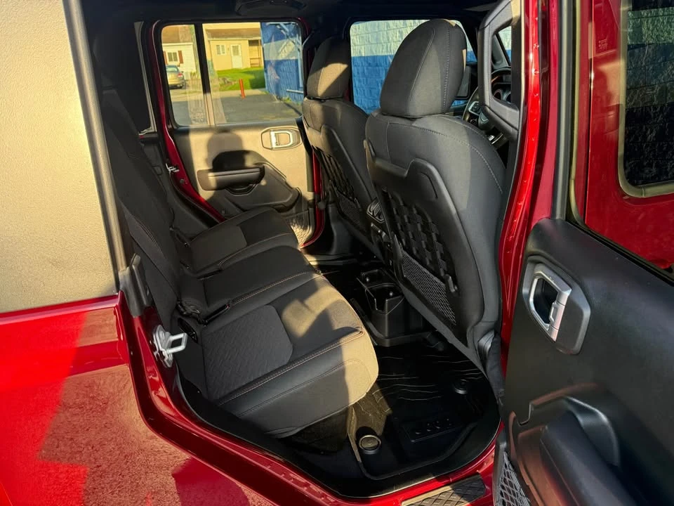 2021 Jeep JT Gladiator - Image 17 of 20