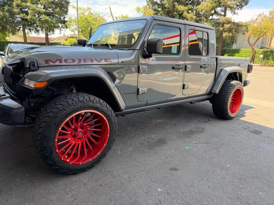 2021 Jeep JT Gladiator - Image 9 of 15
