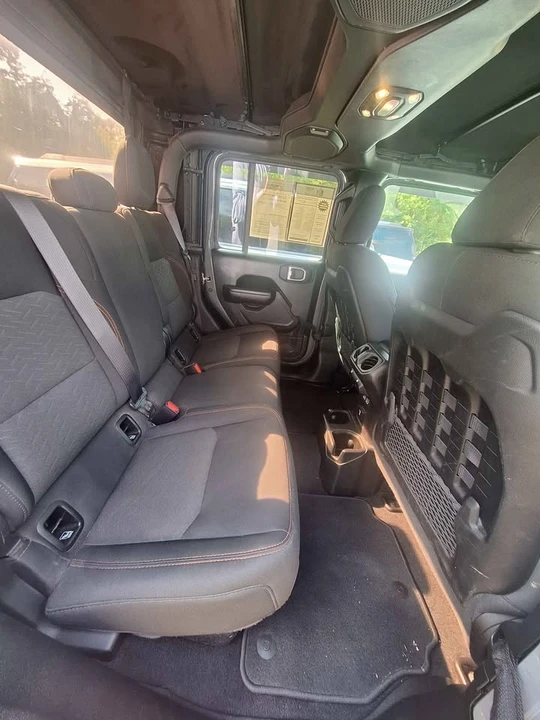 2021 Jeep JT Gladiator - Image 9 of 10