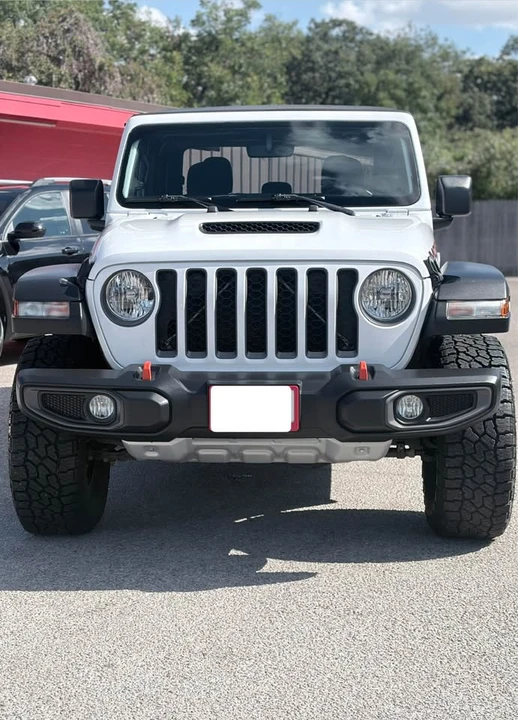 2021 Jeep JT Gladiator - Image 2 of 9