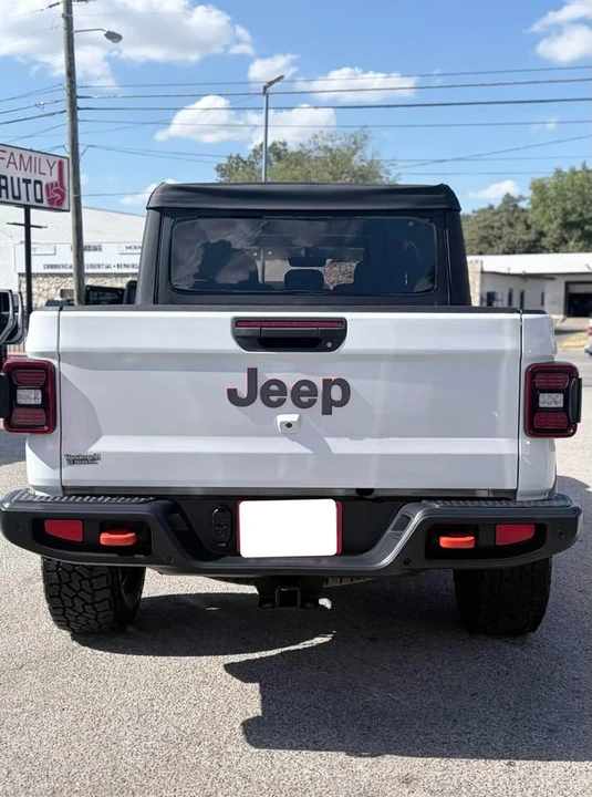 2021 Jeep JT Gladiator - Image 9 of 9