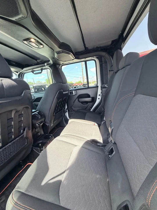 2021 Jeep JT Gladiator - Image 7 of 9