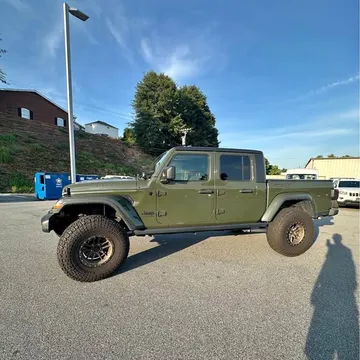 2021 Jeep Gladiator Willys