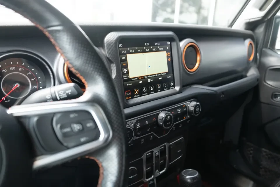 2021 Jeep JT Gladiator - Image 11 of 20