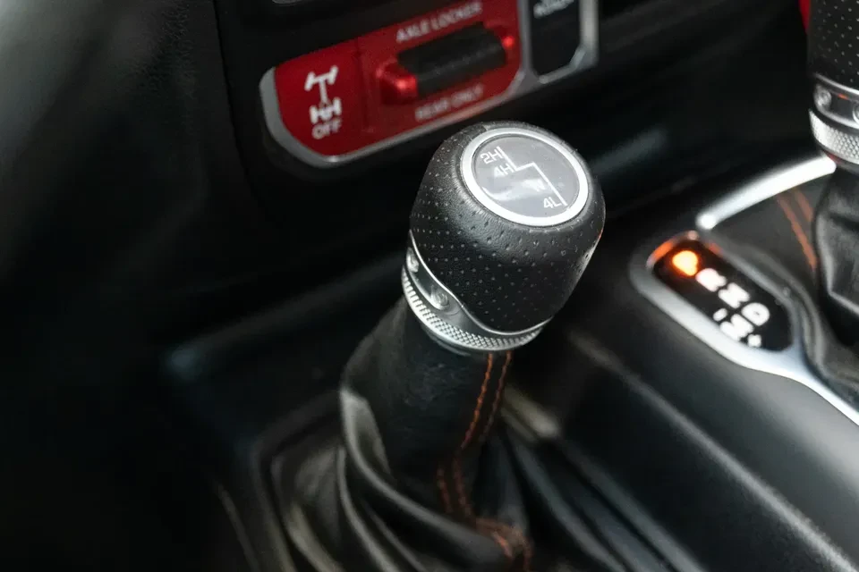 2021 Jeep JT Gladiator - Image 16 of 20
