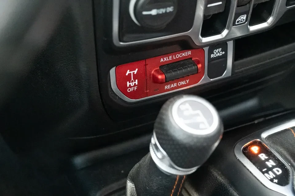 2021 Jeep JT Gladiator - Image 15 of 20