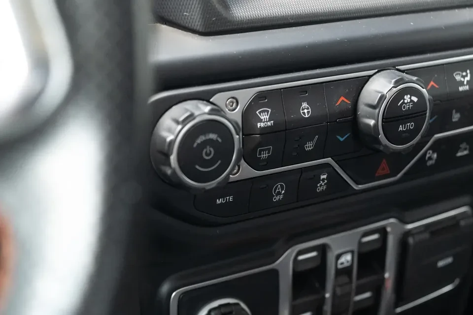 2021 Jeep JT Gladiator - Image 13 of 20