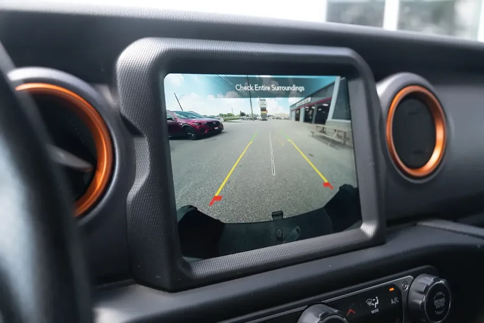 2021 Jeep JT Gladiator - Image 12 of 20
