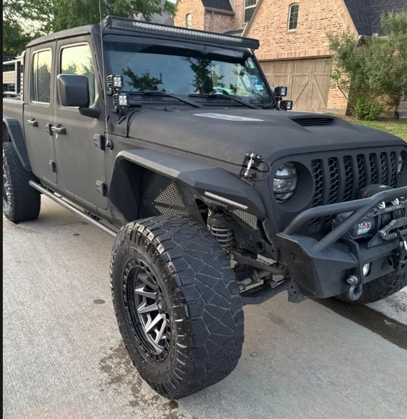 2021 Jeep JT Gladiator - Image 2 of 4