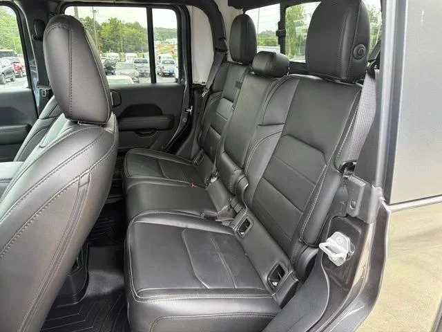 2021 Jeep JT Gladiator - Image 15 of 20