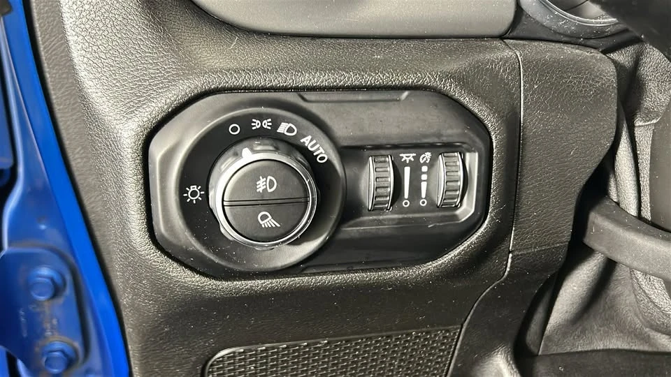 2021 Jeep JT Gladiator - Image 18 of 20