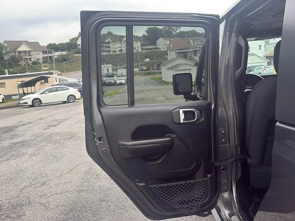 2021 Jeep JT Gladiator - Image 12 of 20