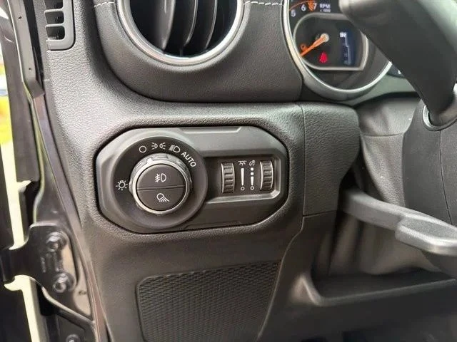 2021 Jeep JT Gladiator - Image 19 of 20