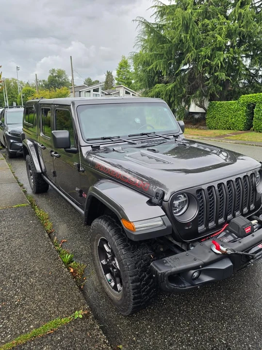 2021 Jeep JT Gladiator - Image 2 of 10