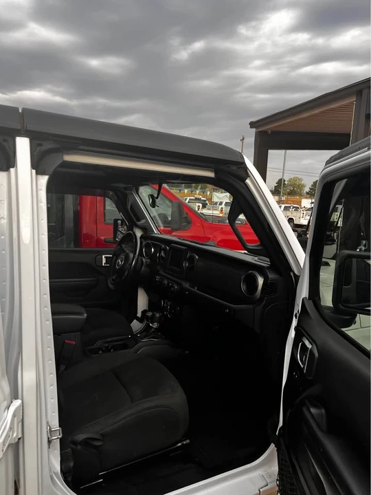 2021 Jeep JT Gladiator - Image 4 of 9