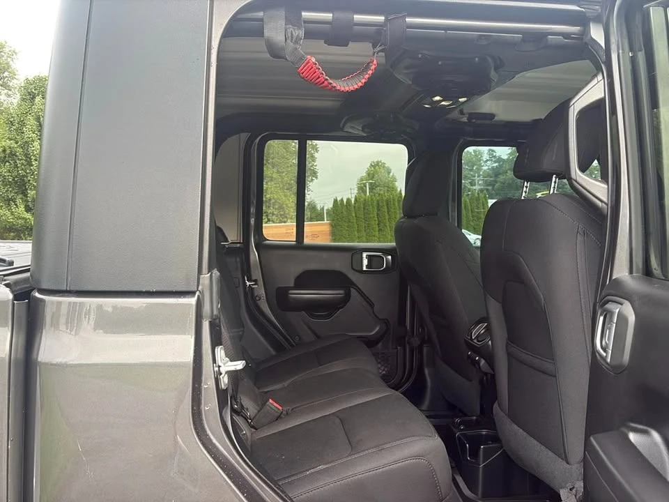 2021 Jeep JT Gladiator - Image 15 of 20