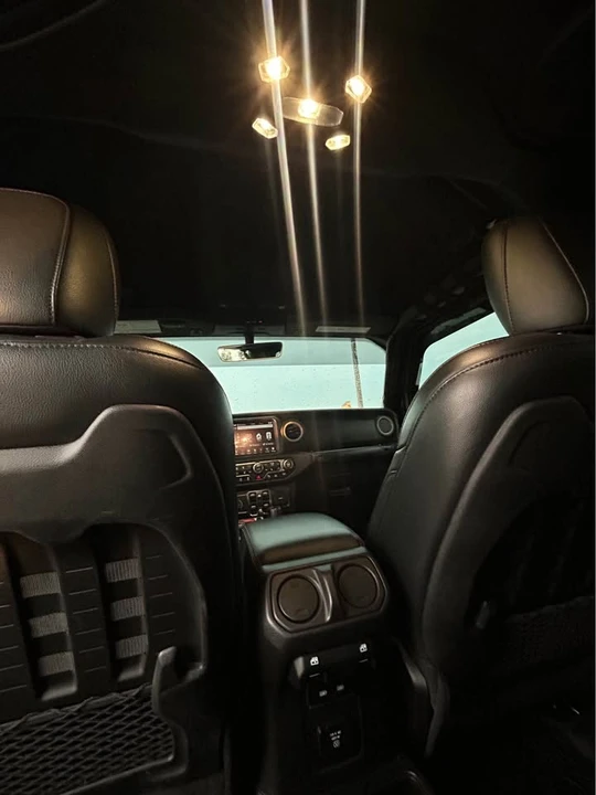 2021 Jeep JT Gladiator - Image 11 of 18