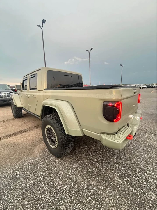 2021 Jeep JT Gladiator - Image 7 of 18