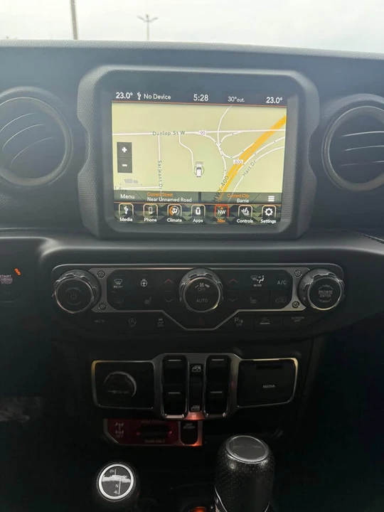 2021 Jeep JT Gladiator - Image 14 of 20