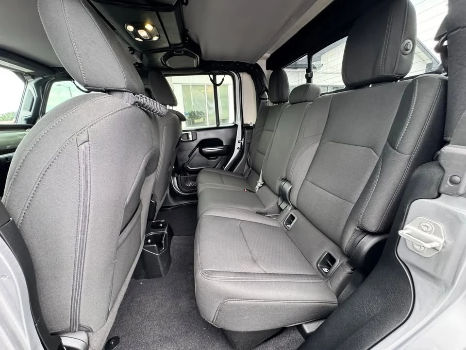 2021 Jeep JT Gladiator - Image 10 of 12