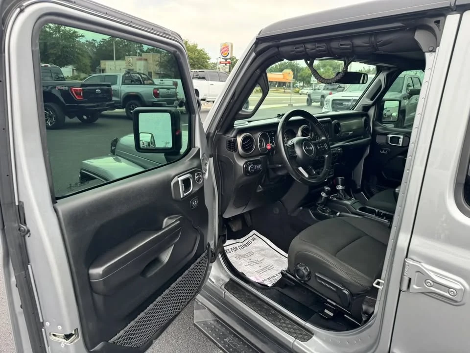 2021 Jeep JT Gladiator - Image 8 of 12