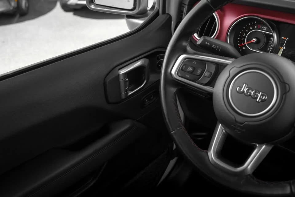 2021 Jeep JT Gladiator - Image 15 of 16