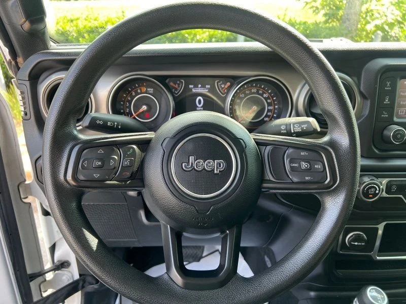 2021 Jeep JT Gladiator - Image 16 of 19