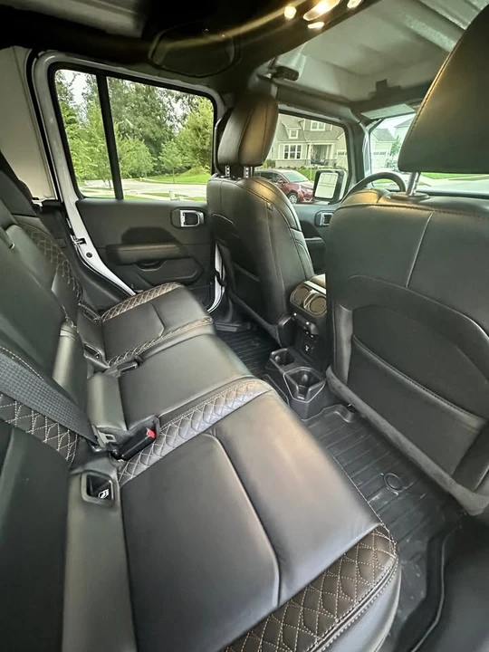 2021 Jeep JT Gladiator - Image 13 of 18