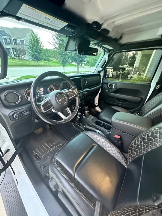 2021 Jeep JT Gladiator - Image 16 of 18