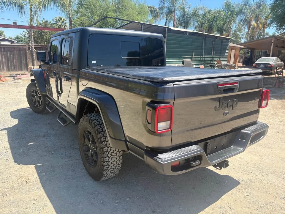 2021 Jeep JT Gladiator - Image 14 of 19