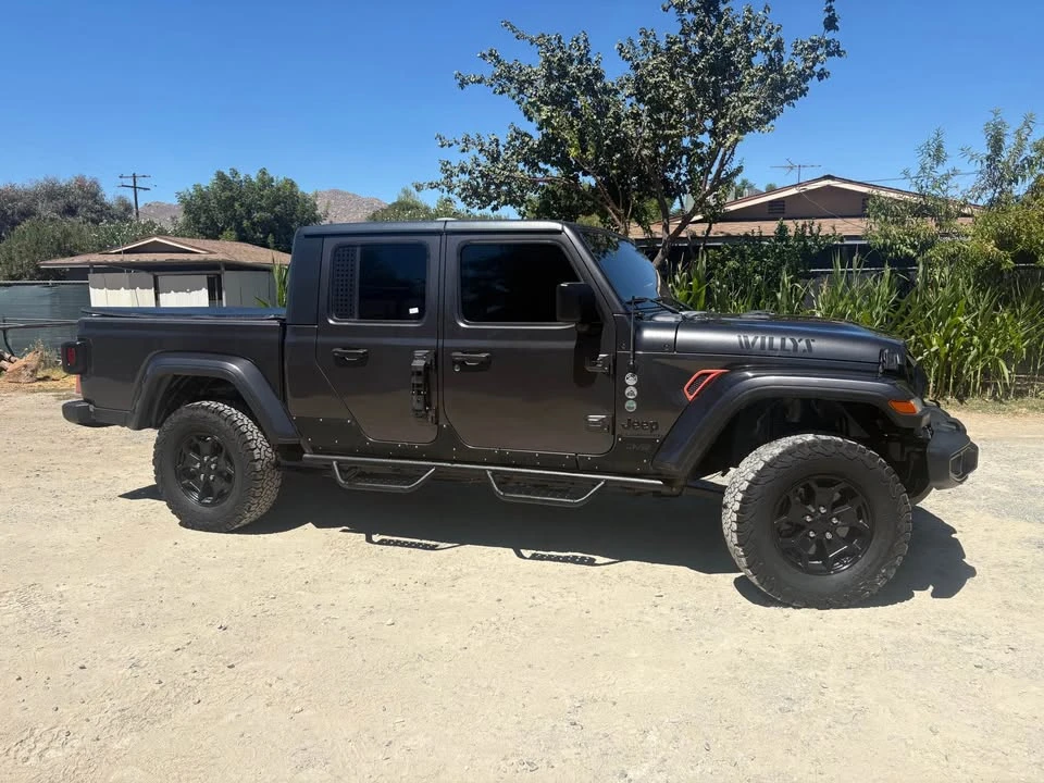 2021 Jeep JT Gladiator - Image 2 of 19