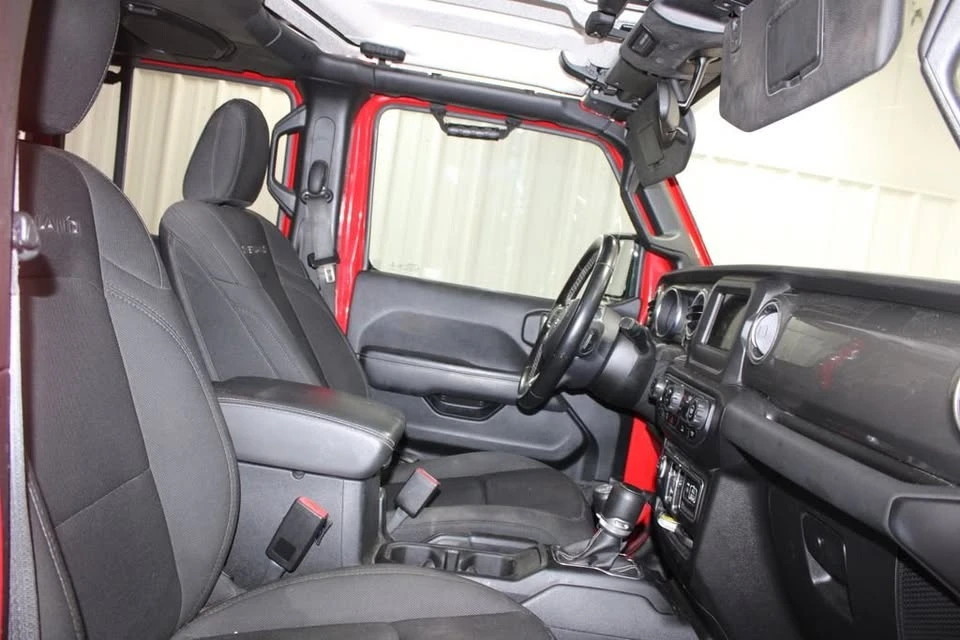 2021 Jeep JT Gladiator - Image 12 of 15
