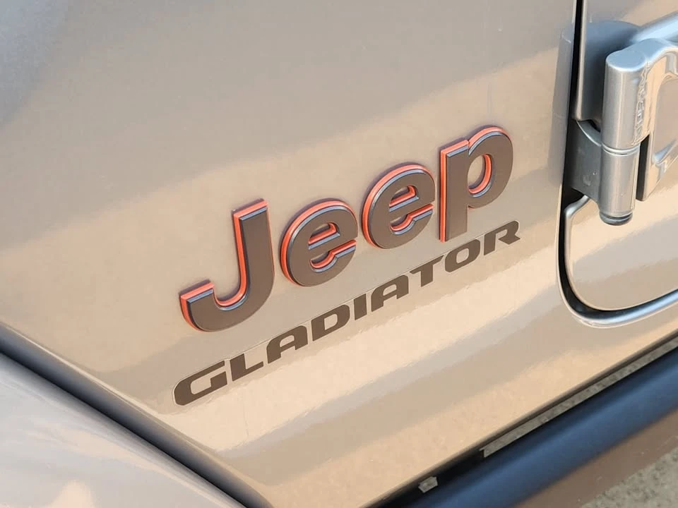 2021 Jeep JT Gladiator - Image 9 of 10
