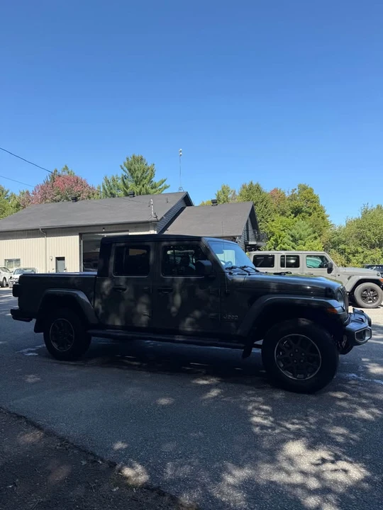 2021 Jeep JT Gladiator - Image 4 of 15