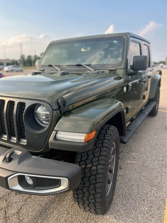 2021 Jeep JT Gladiator - Image 3 of 4
