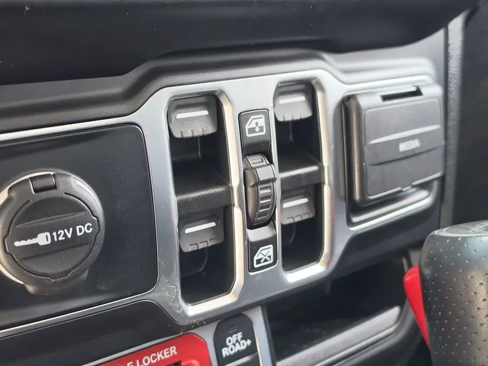 2021 Jeep JT Gladiator - Image 14 of 16