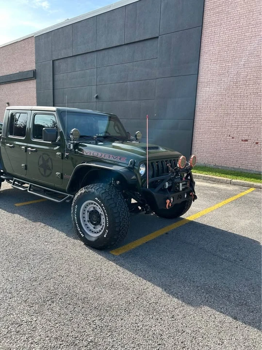 2021 Jeep JT Gladiator - Image 6 of 9