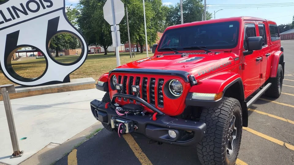 2021 Jeep JT Gladiator - Image 2 of 16