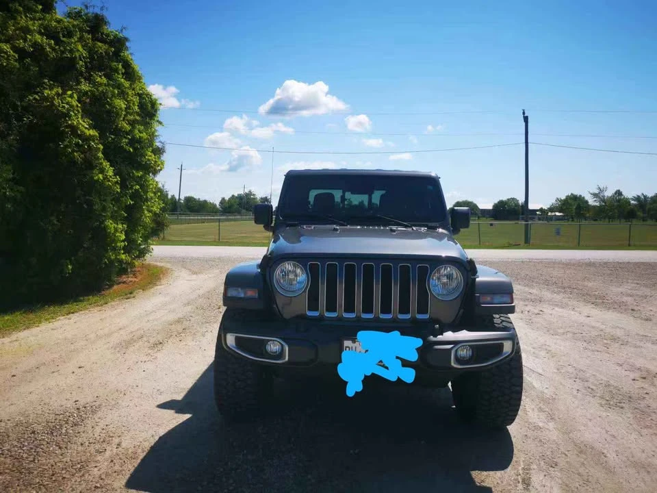 2021 Jeep JT Gladiator - Image 2 of 5