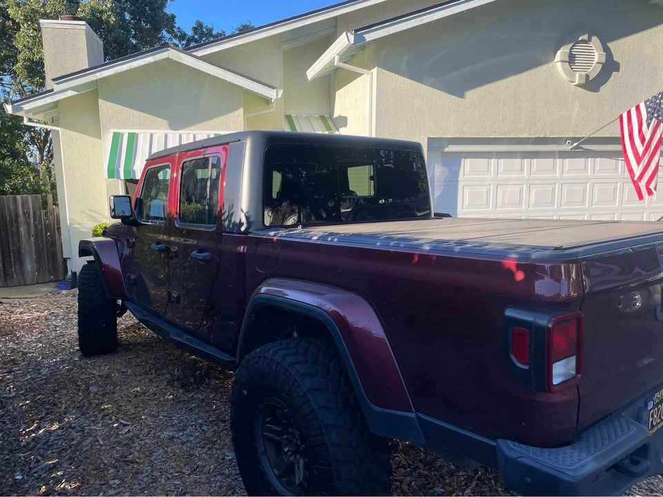 2021 Jeep JT Gladiator - Image 2 of 5