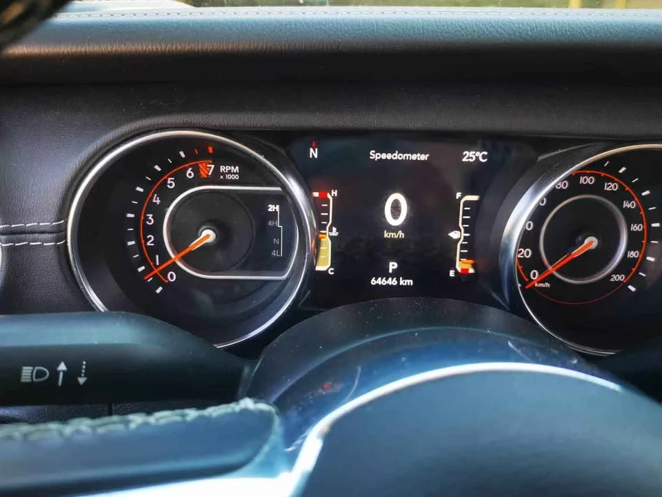 2021 Jeep JT Gladiator - Image 4 of 5
