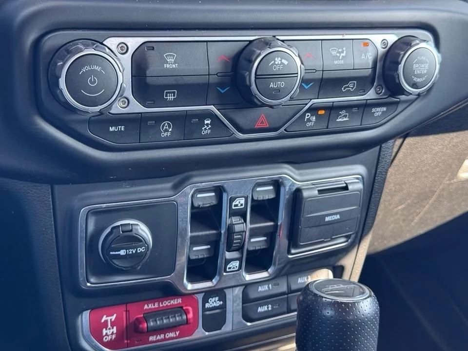 2021 Jeep JT Gladiator - Image 13 of 18