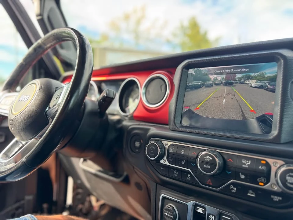 2021 Jeep JT Gladiator - Image 14 of 15