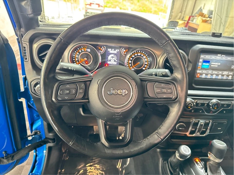 2021 Jeep JT Gladiator - Image 17 of 20