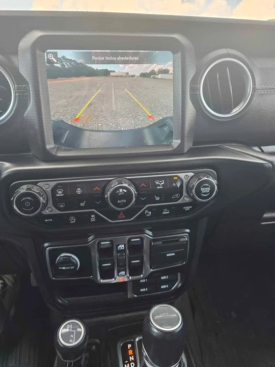 2021 Jeep JT Gladiator - Image 15 of 20