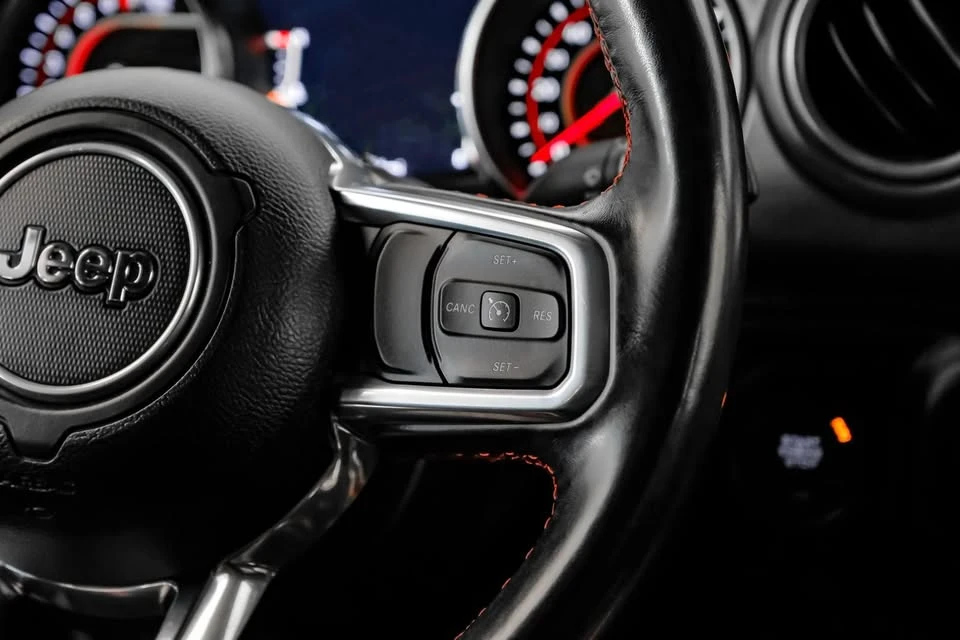2021 Jeep JT Gladiator - Image 15 of 17