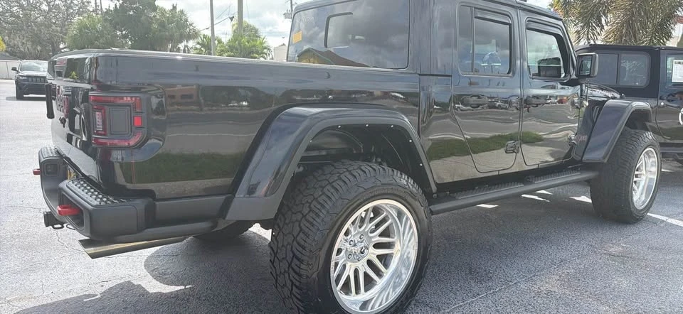 2021 Jeep JT Gladiator - Image 10 of 10