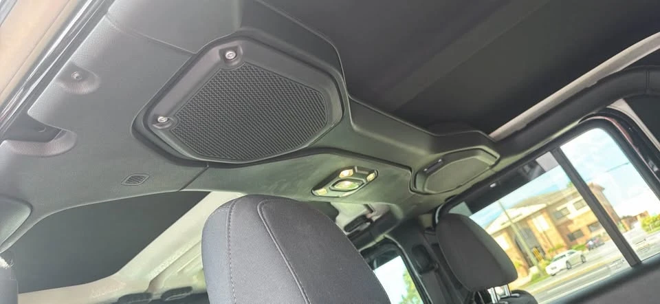 2021 Jeep JT Gladiator - Image 8 of 10