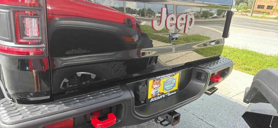 2021 Jeep JT Gladiator - Image 9 of 10
