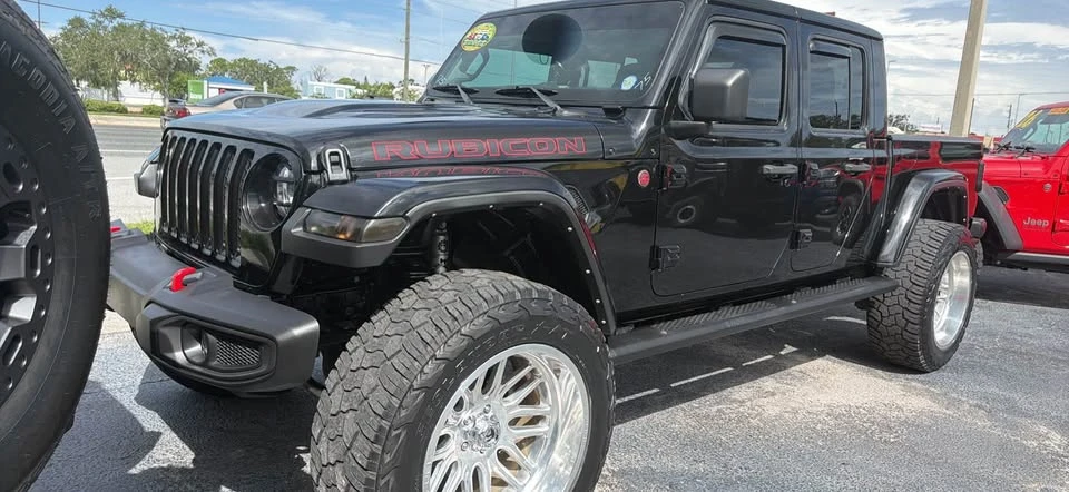 2021 Jeep JT Gladiator - Image 2 of 10